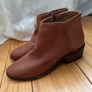 Frye Women’s ankle Booties Size 10 M Leather